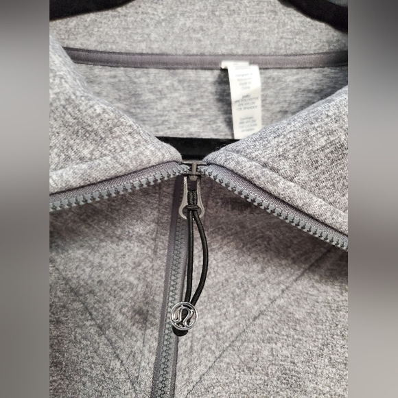 Lululemon - Be Present Jacket - Picture 2 of 14